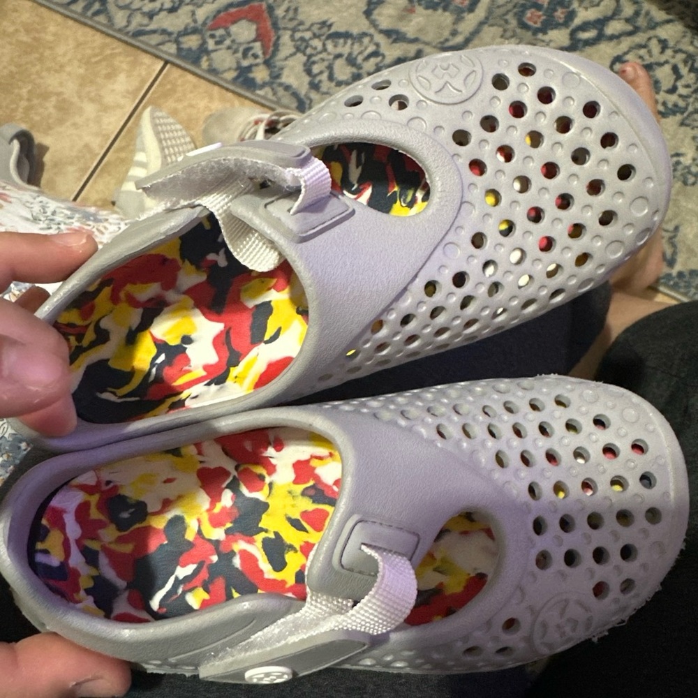 wore only twice still in good condition swim shoes for kids